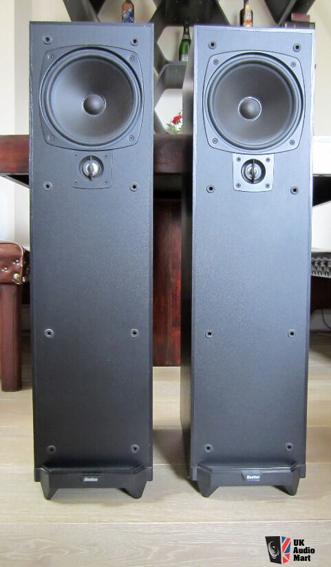 Boston Acoustics Lynnfield VR20 Reference Floor Standing Tower Speakers
