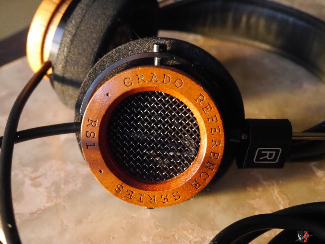 Grado RS1i Audiophile Open-Back headphones, Excellent Cosmetic