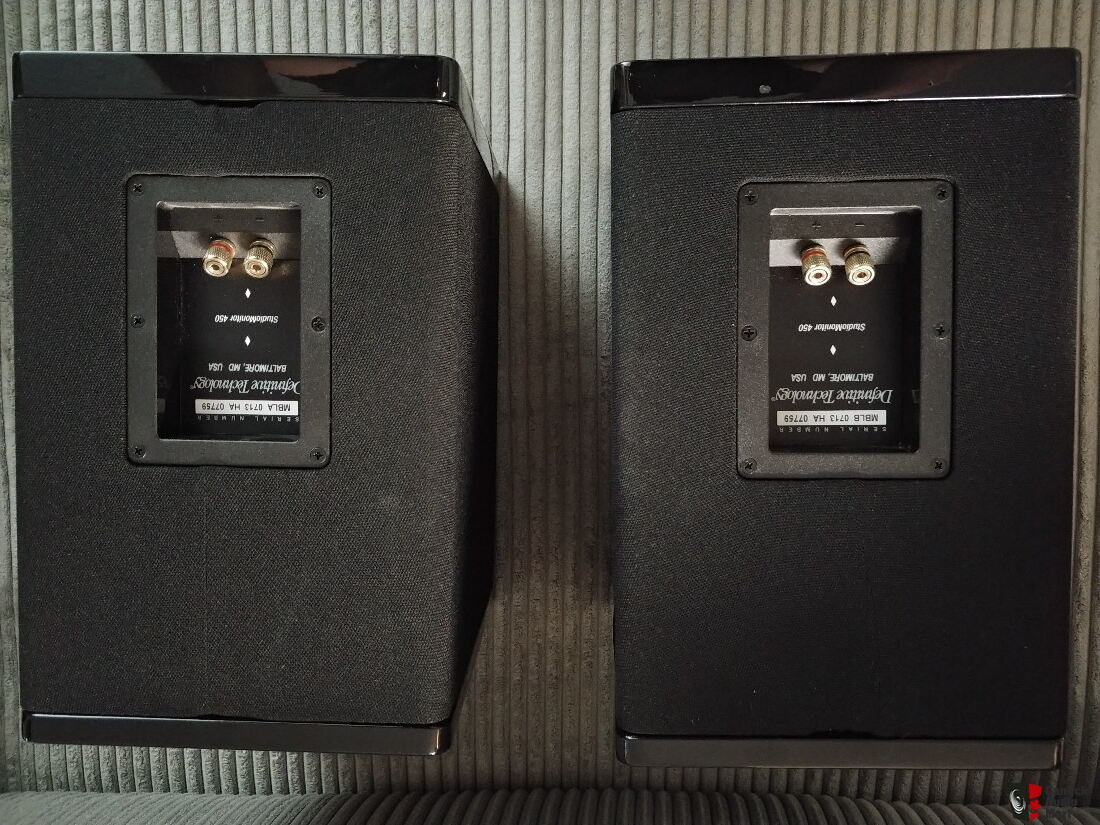 Definitive Technology Studio Monitor 450 Speakers 300 Obo Photo