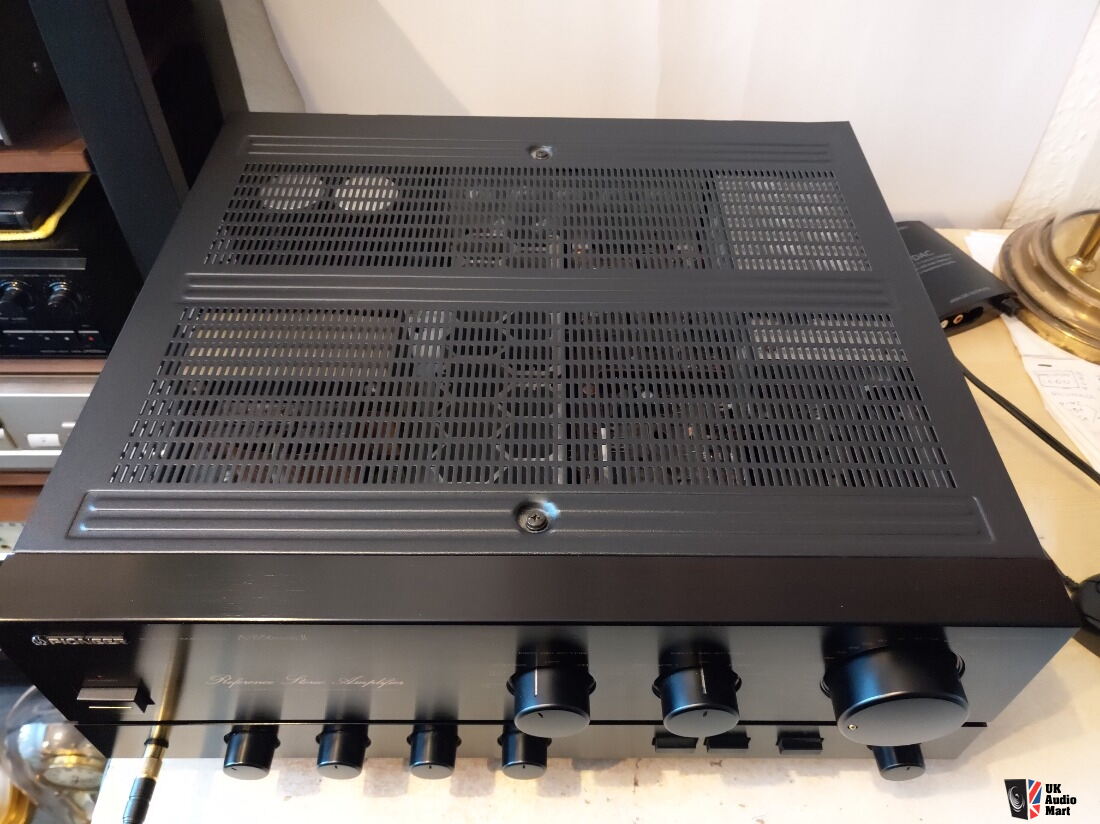 Pioneer A656 mark II stereo integrated amplifier + matched F656