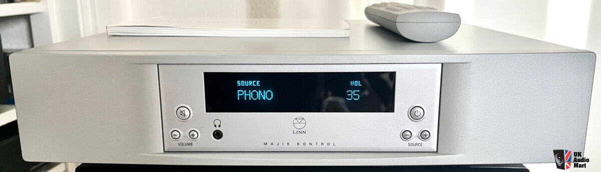 Linn Majik Kontrol with MM Phono, Linn Remote and Manual For Sale